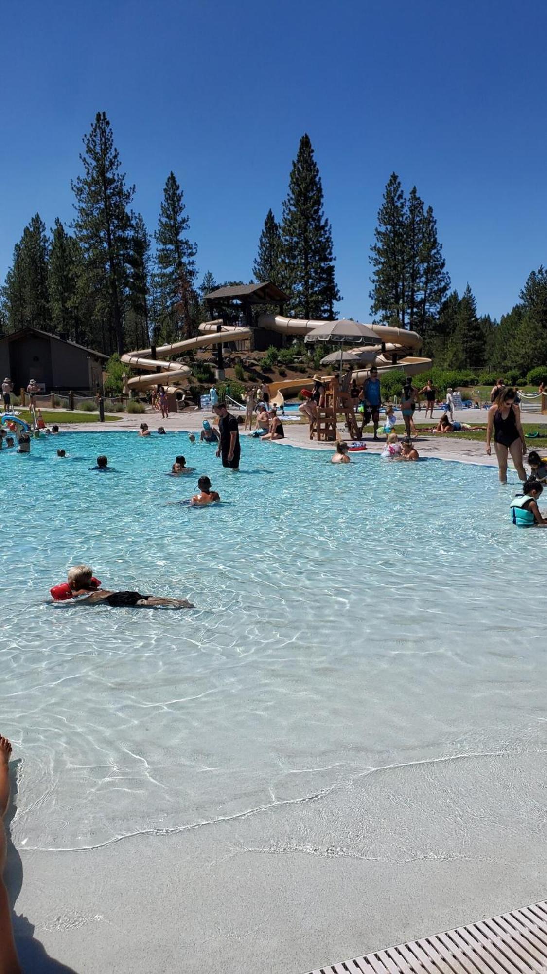 Mt. Bachelor & Sun River Get Away Holiday home *