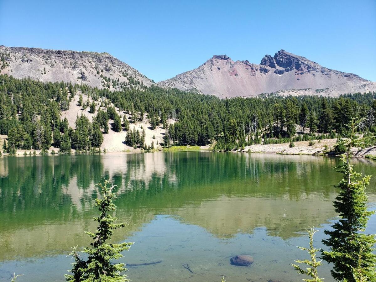 Mt. Bachelor & Sun River Get Away Holiday home Bend