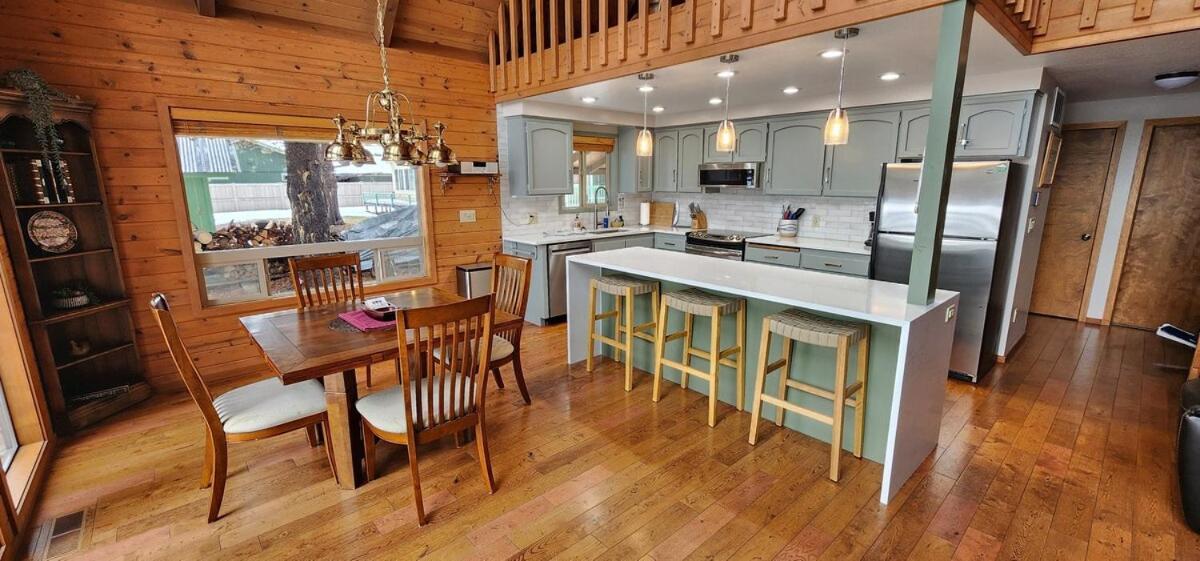 Mt. Bachelor & Sun River Get Away Holiday home *